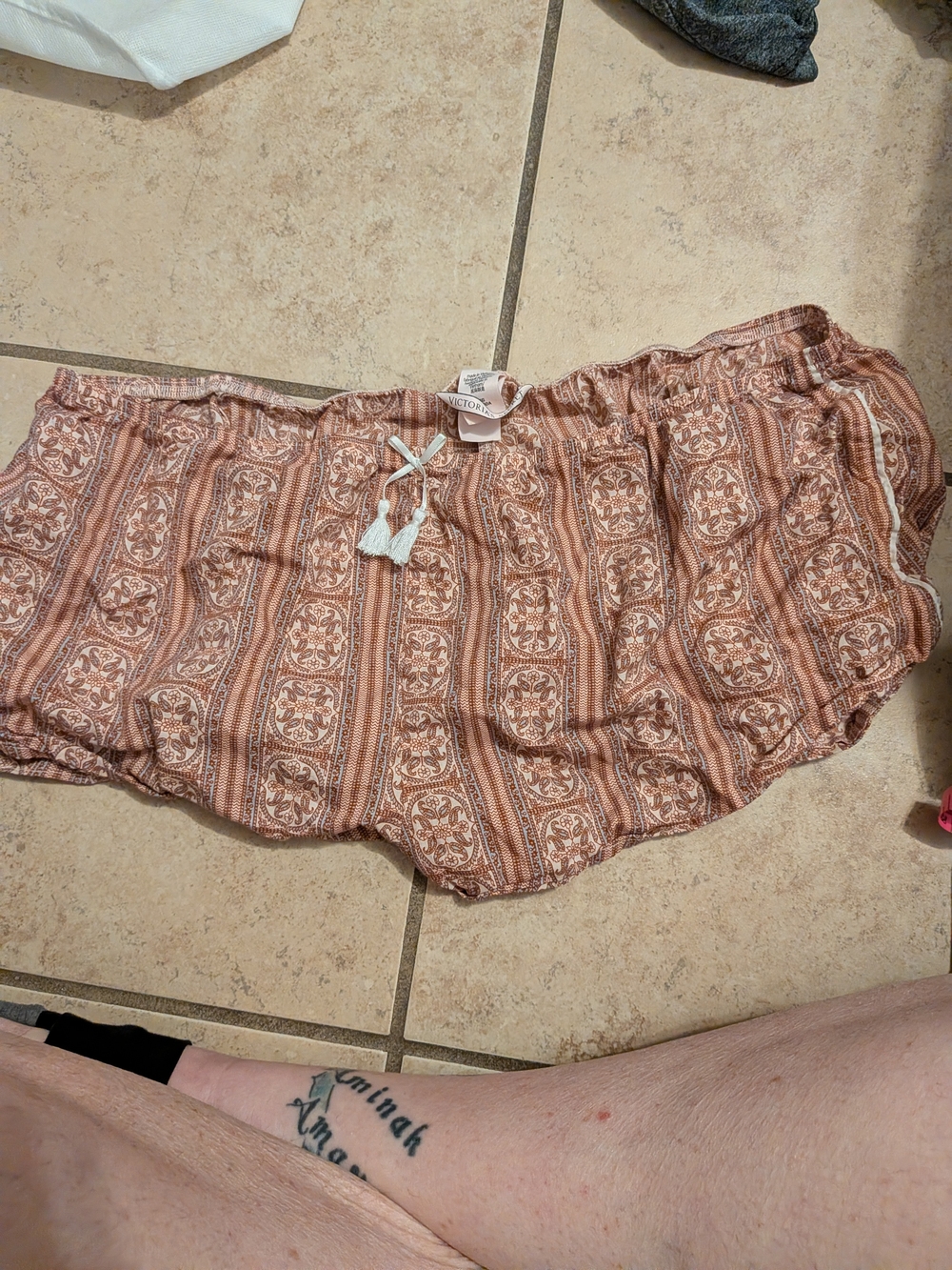 Victoria's Secret Rust and Cream Paisley Shorts